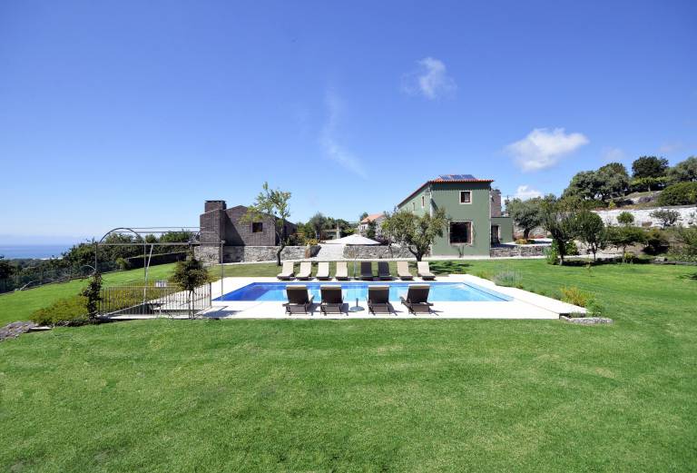 Villa Afife