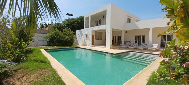 Villa Saly