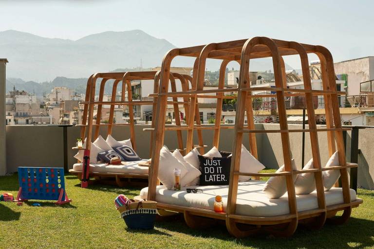 Moxy Patra Marina — photo 4