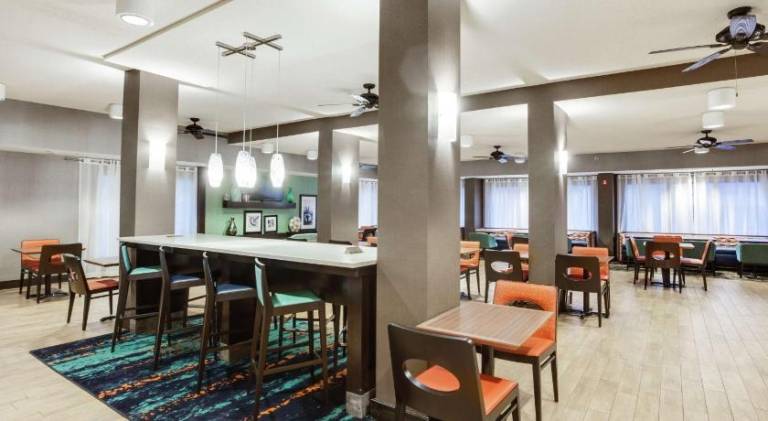 Hampton Inn Orlando Int'l Dr. Area/Convention Center — photo 4