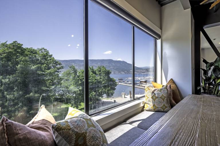 Condo  Downtown