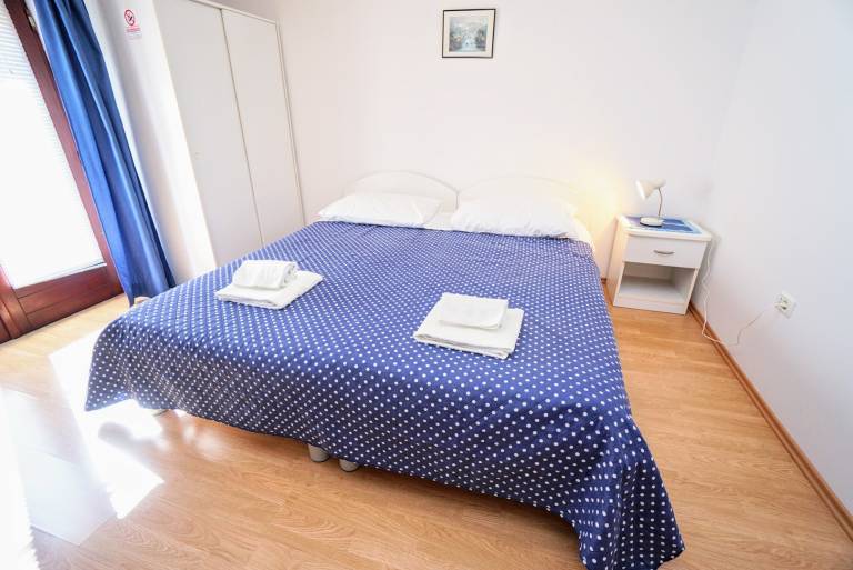 Wonderful holiday apartment with garden & fast internet | Pets allowed in Umag