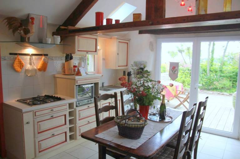 Wonderful gite with patio, BBQ & garden | Pet-friendly — photo 4