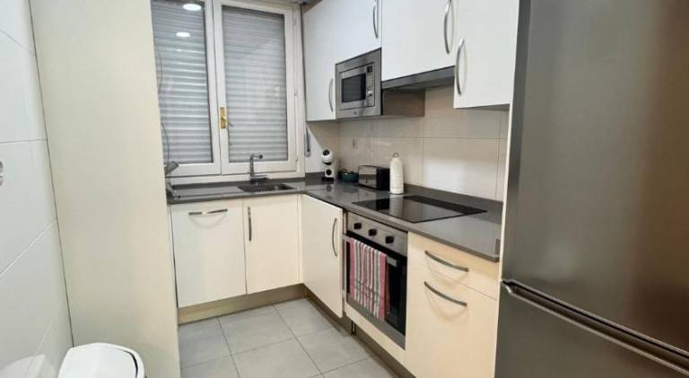 Holiday apartment with terrace | Close to Mercado de la Ribera — photo 4