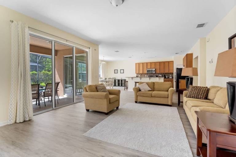 Fully equipped lovely villa with yard, private pool & hot tub | Dogs allowed in Osceola, FL