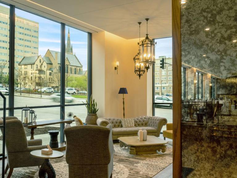 The Peregrine Omaha Downtown Curio Collection by Hilton — photo 5