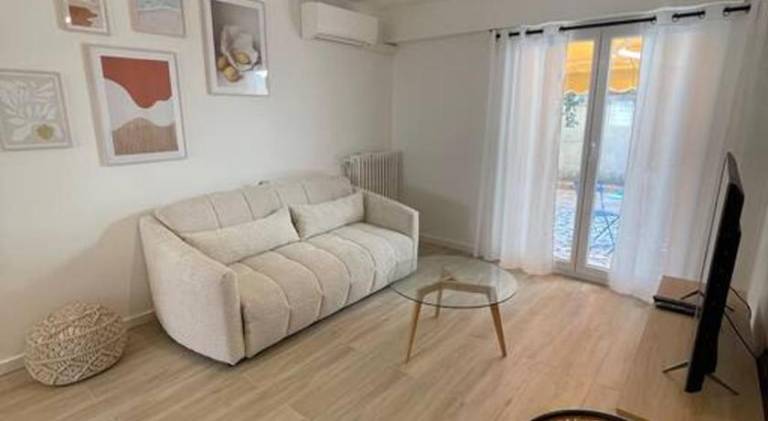 Wonderful rental apartment with terrace | Beach nearby | Pets are welcome in Menton