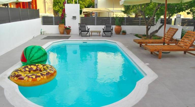 Pleasant villa with pool | Pets allowed in Aegina