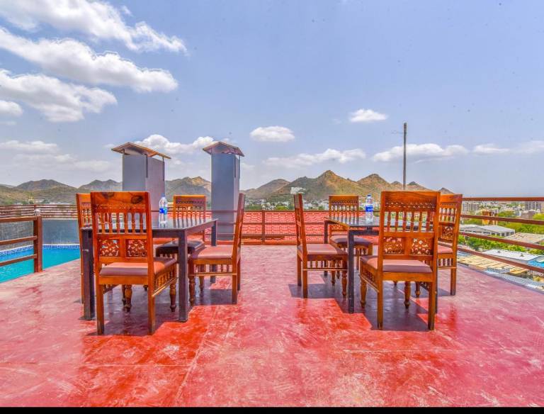 Mangal Residency Rooftop Pool — photo 4