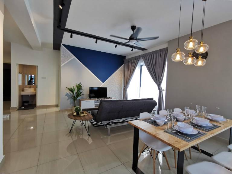 Holiday apartment with pool | Suitable for remote work | Pets are welcome in Kuala Lumpur