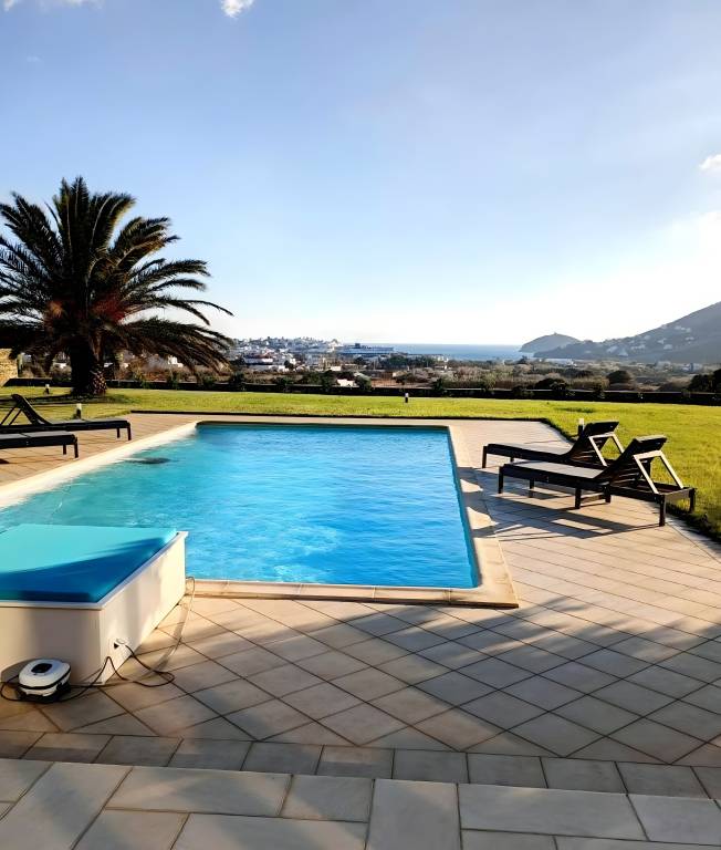 Family-oriented finca with grill, terrace & private pool | Garden view | Dogs allowed — photo 2