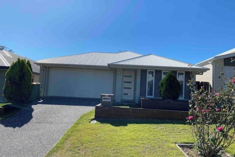 House Augustine Heights