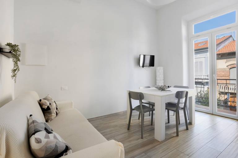 Holiday Apartment 'Da Vinci' with Balcony, Wi-Fi and Air Conditioning — photo 3