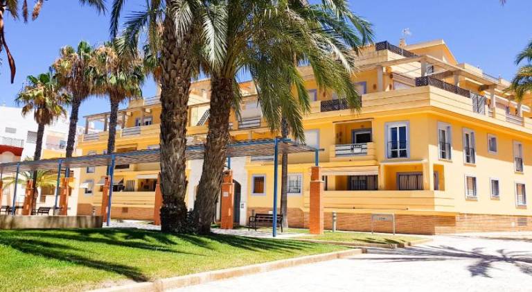 Wonderful holiday apartment with pool | Close to the beach | Dogs allowed — photo 2