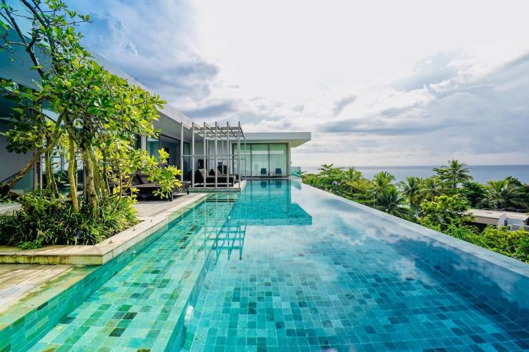 Luxury Penthouse with Stunning Beach Views — photo 3