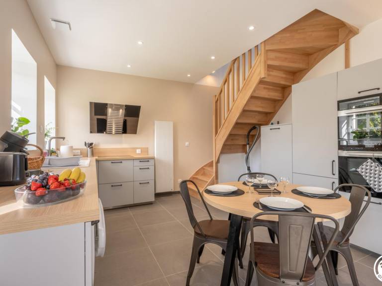 House with garden, fireplace, wifi and pets welcome — photo 4