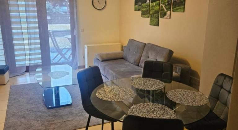 Rental apartment with pool — photo 3