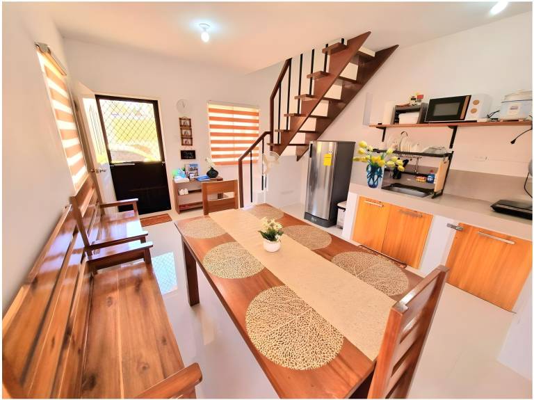 Nice vacation home with garden & pool | Good for workation | Pet-friendly in Puerto Princesa