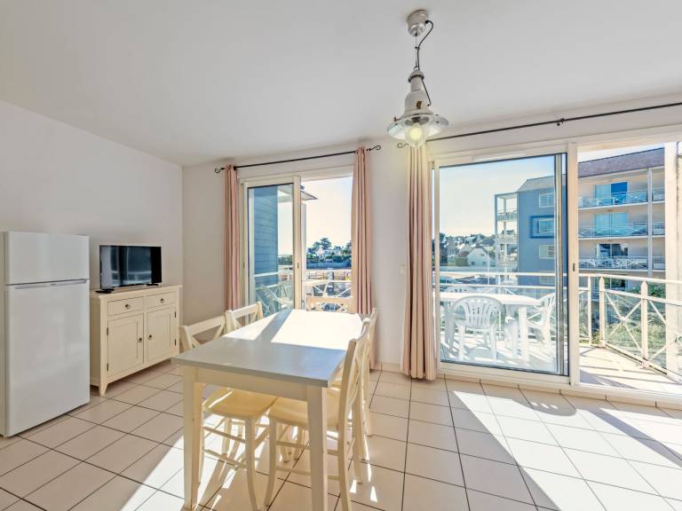 Beautiful holiday apartment with heated pool, yard & sauna | Sea view | Next to the beach | Pets allowed — photo 3