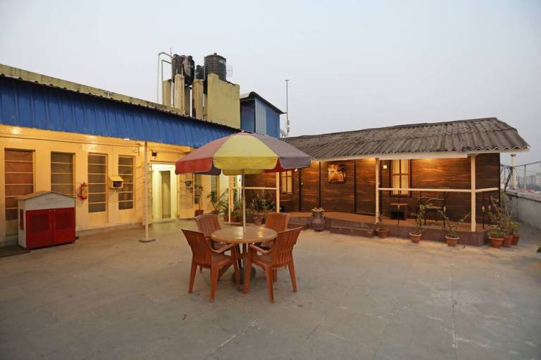 Hotel Rushabh Home