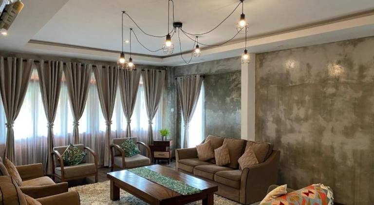 271 m&sup2; Villa