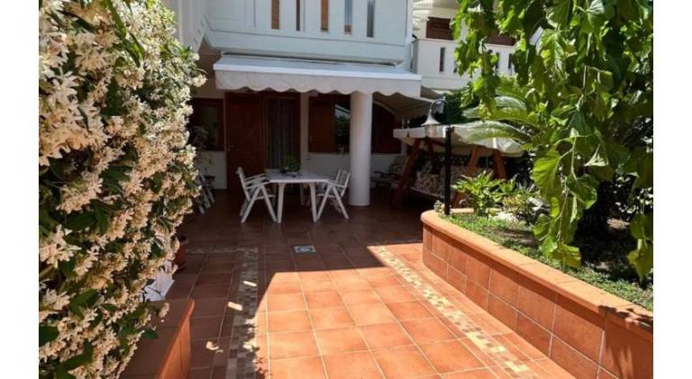 Villa with 2 rooms for 6 persons — photo 4