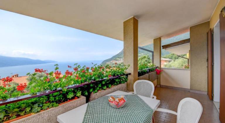 Serviced apartment with garden & terrace | Dogs allowed — photo 3