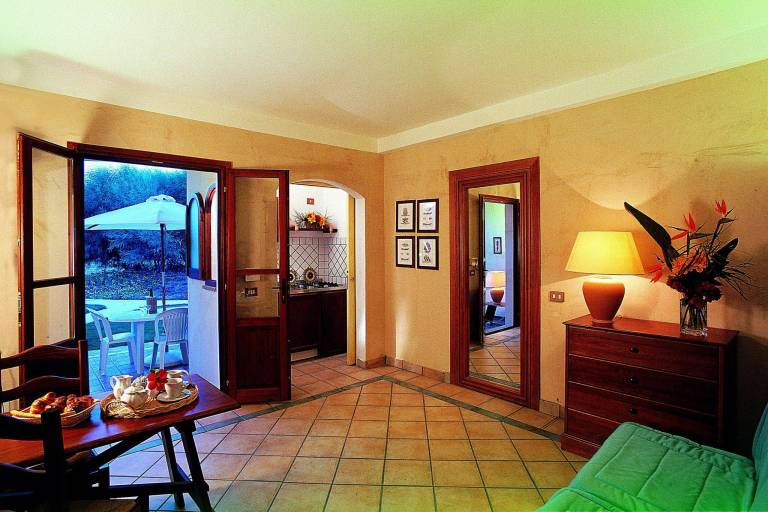 Rental apartment with barbeque & pool — photo 2