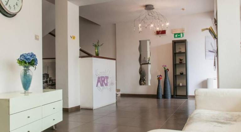 Residence Art — photo 3