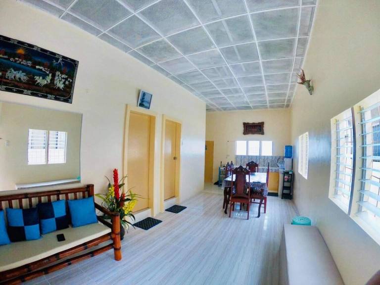 Eight bed Beach House (Daanbantayan, Cebu) — photo 3