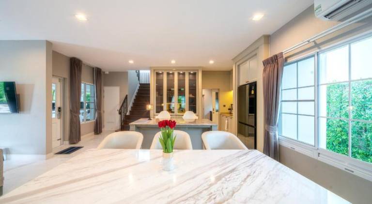 Villa with 4 rooms for 8 persons — photo 3
