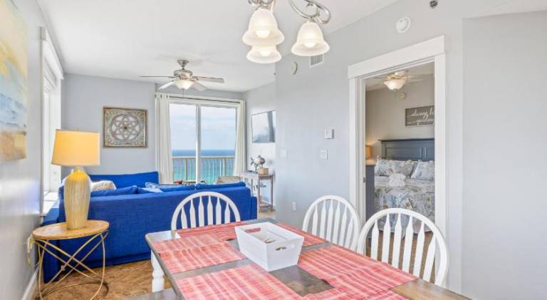 Fully equipped nice rental apartment with heated pool, hot tub & grill | Next to the beach | Dogs allowed in Bay City, AL