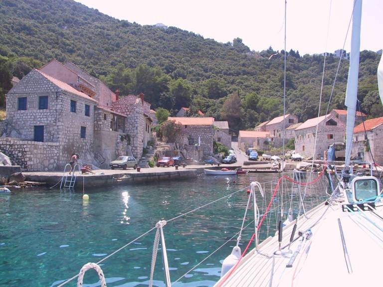 Dom Lastovo