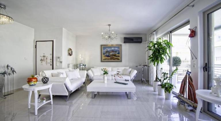 Rental apartment with 2 rooms for 5 persons in Rethymno
