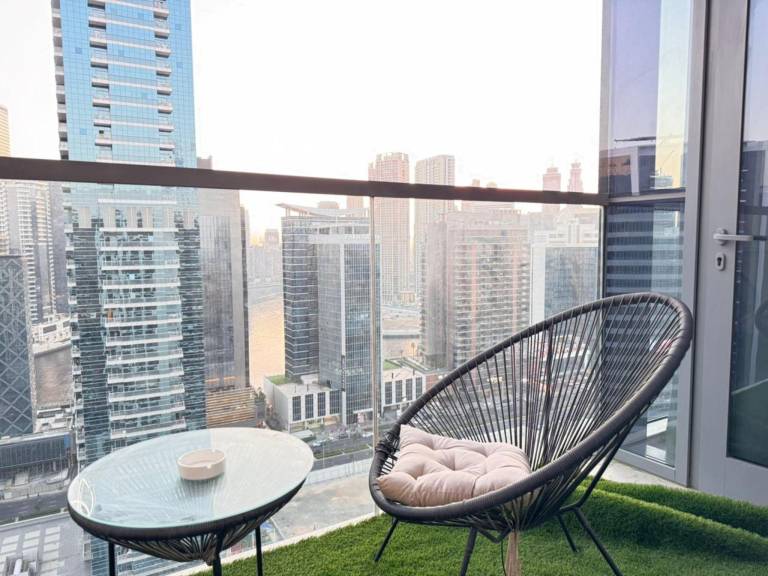 Fully equipped house with garden, pool & jacuzzi | Next to The Dubai Fountain | Suitable for remote work | Pets are welcome — photo 4