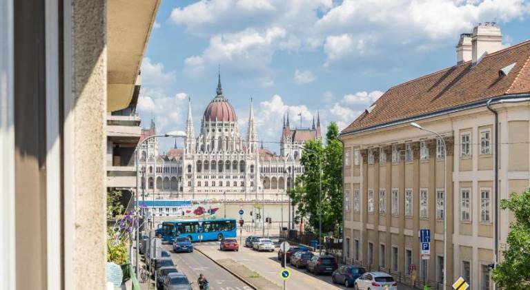 Fully equipped nice apartment | Close to Hungarian Parliament Building | Good for workation | Pets are welcome — photo 4