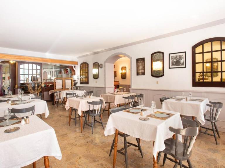 Logis Hotels - Hotel Le Boulevard — photo 3