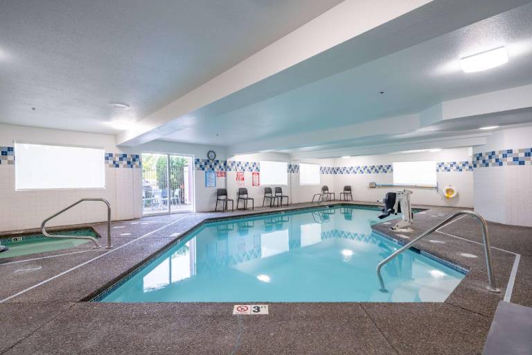 Best Western Lake Oswego/Portland Hotel & Suites — photo 4