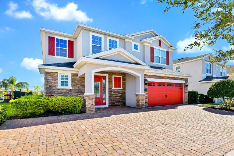 Family-oriented beautiful house with private pool | Dogs allowed — photo 2