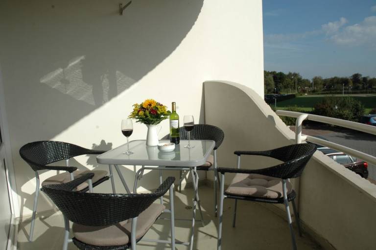 Lord Nelson App.119, ca. 40m² Ferienwohnung in Döse, strandnah, Schwimmbad und Sauna — photo 2