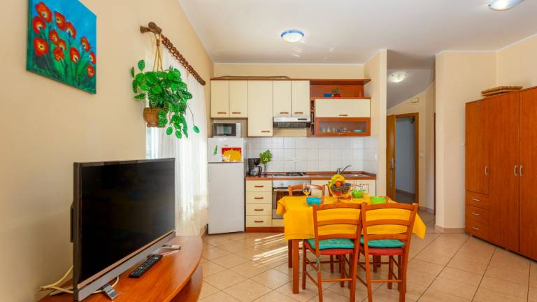 Rental apartment with grill & garden — photo 5