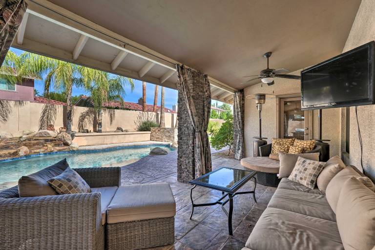 Spacious Scottsdale Home Pool & Covered Patio