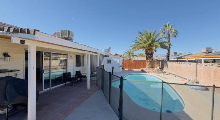 House with private pool & barbecue — photo 4