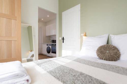 Holiday apartment with garden in Pessac