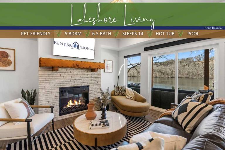 Private Hot Tub Retreat with Stunning Lake Views, Games & Near Branson Landing — photo 2