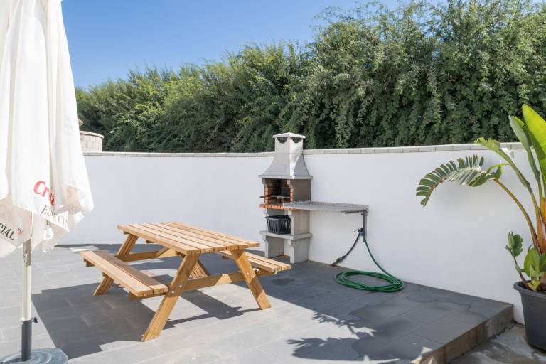 Holiday Home 'Apartamentos La Esencia Del Sur B' with Shared Pool, Wi-Fi and Air Conditioning — photo 3