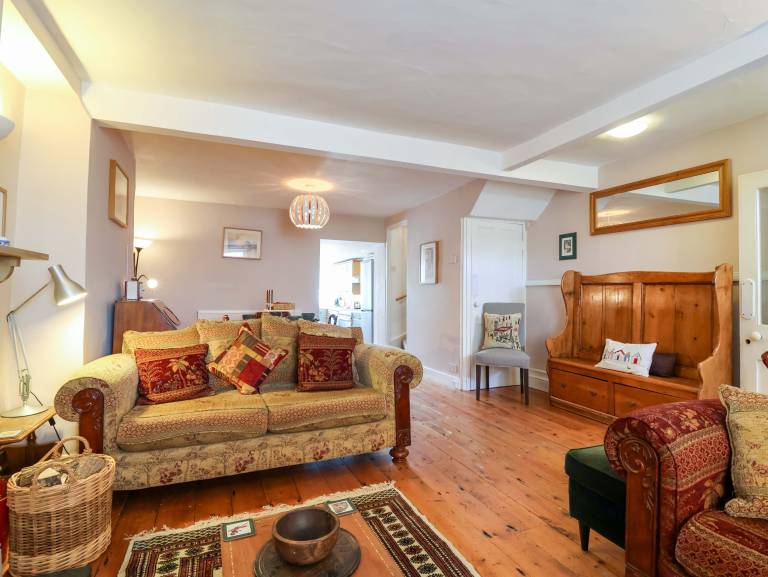Cottage with patio & garden — photo 4