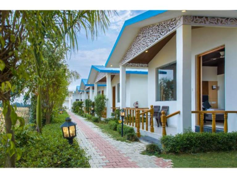 Evencia Resort Near Jim Corbett National Park in Nainital