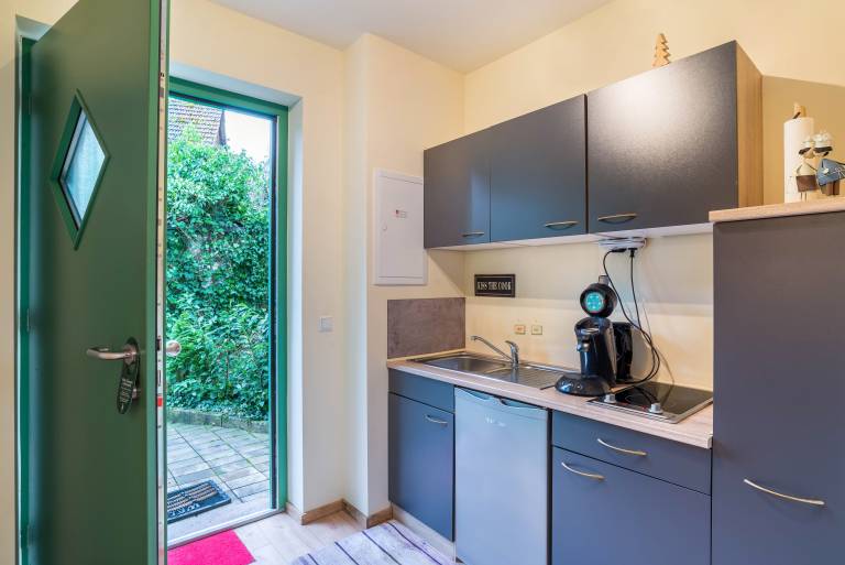 Apartment with 1 room for 3 persons — photo 4