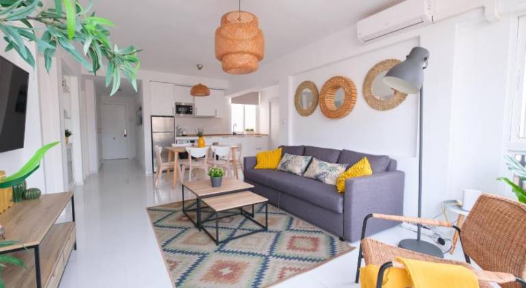 Charming apartment | Close to Alcazaba of Málaga | Perfect for remote work | Pet-friendly in Málaga